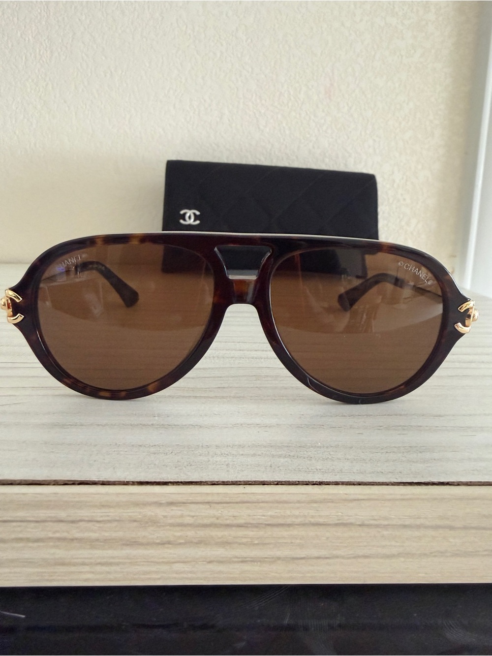 CHANEL Brown Gradient Sunglasses with Gold CC Accents Auth - Picture 2 of 8